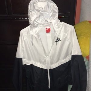 Nike windbreaker